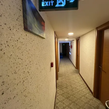Hotel Okur 2*