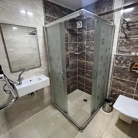 Hotell Okur 2*