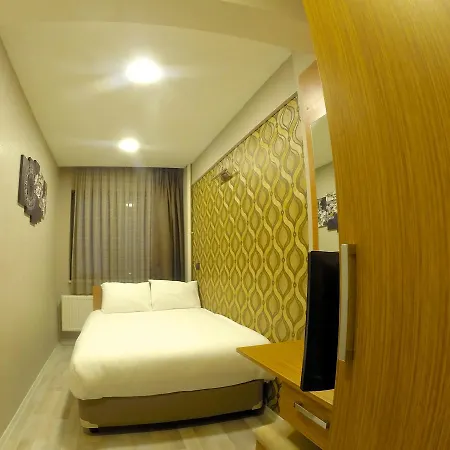 Hotel Okur 2*