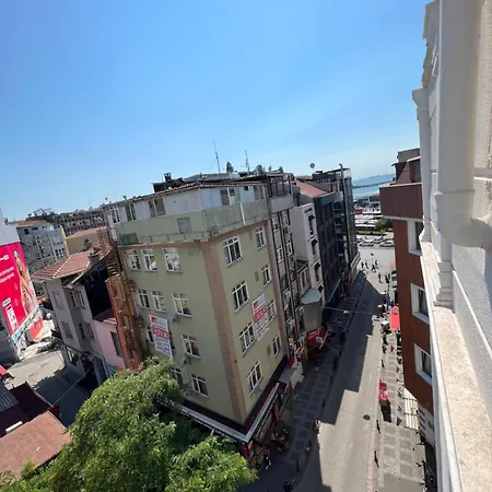 Okur 2* İstanbul